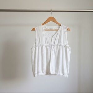 White Sleeveless Top/Vest